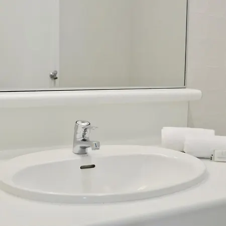 Le St Barth - P2 Climatise Avec Parking Et Acces Wifi - En Bas De La Apartment La Grande-Motte