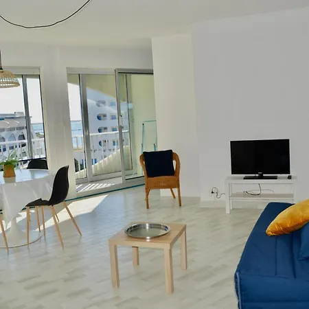 Le St Barth - P2 Climatise Avec Parking Et Acces Wifi - En Bas De La Apartment *